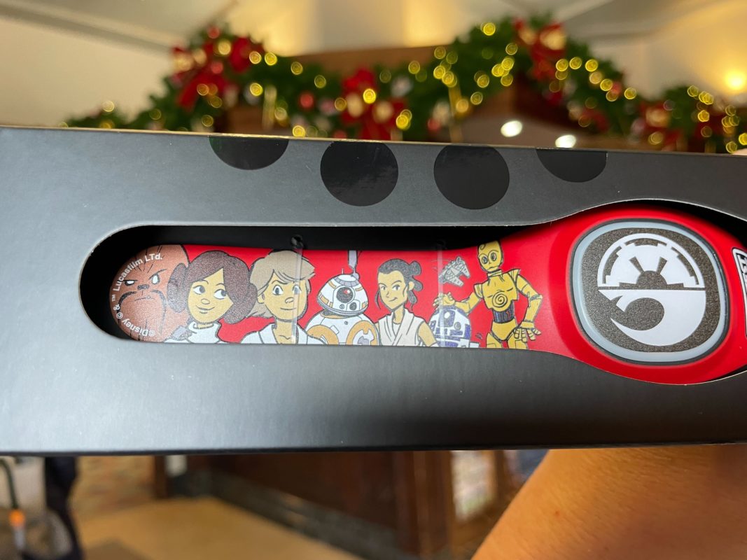 WDW-DHS-Star-Wars-MagicBand-Greatest-in-the-Galaxy-5.jpg