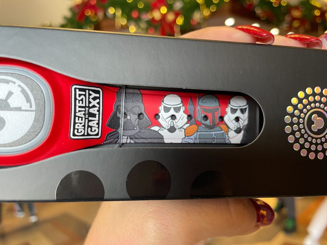 WDW-DHS-Star-Wars-MagicBand-Greatest-in-the-Galaxy-1.jpg